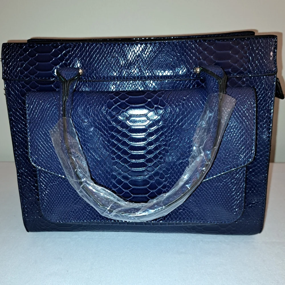 Navy Blue Faux Snake Embossed Tote, Gold Hardware, Shoulder Strap Included, NEW! - Picture 4 of 14